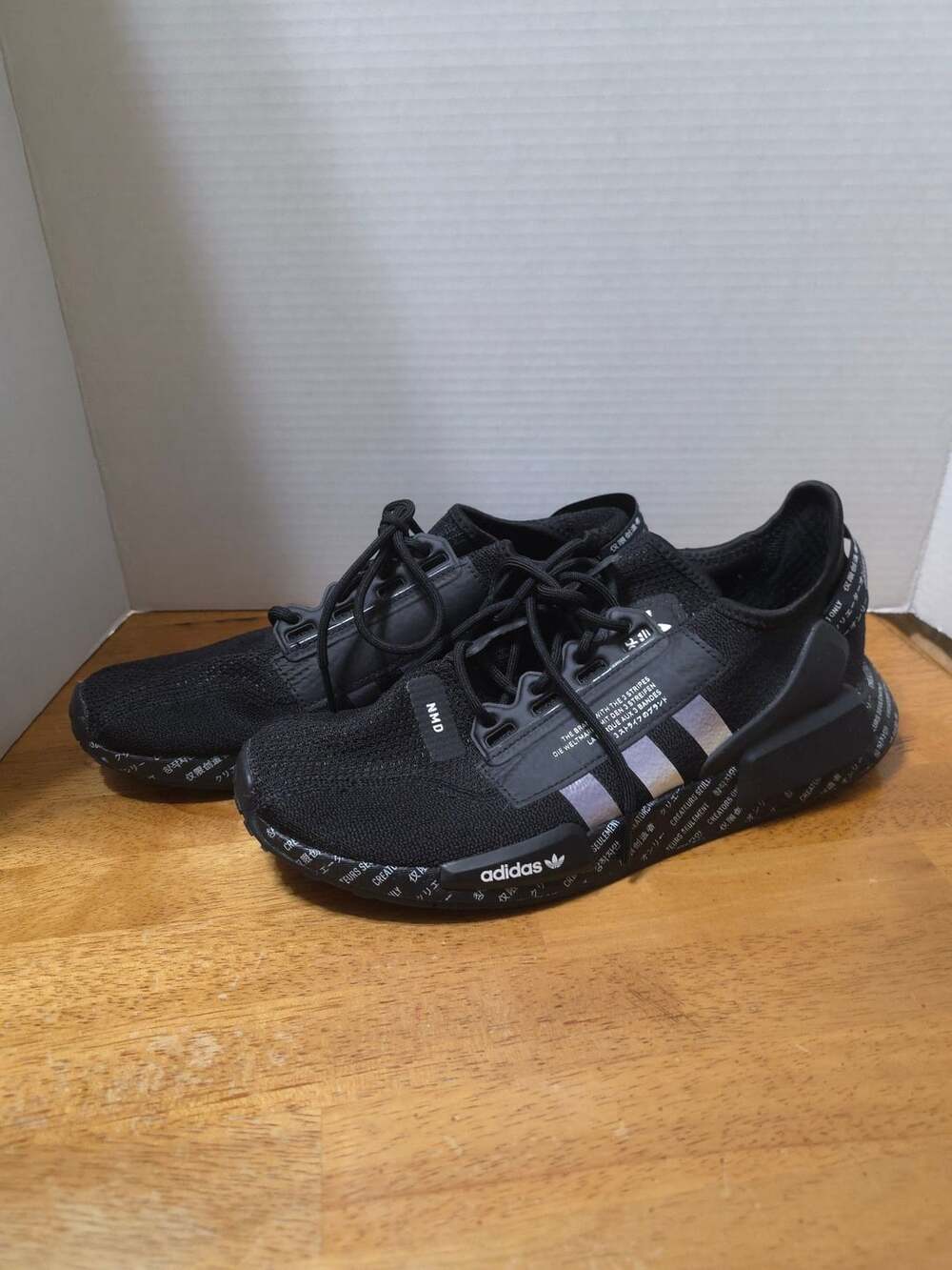 Adidas NMD_R1 V2 Size 10 Script Black Sneakers